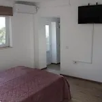 “casuta Galbena” Nyaraló *