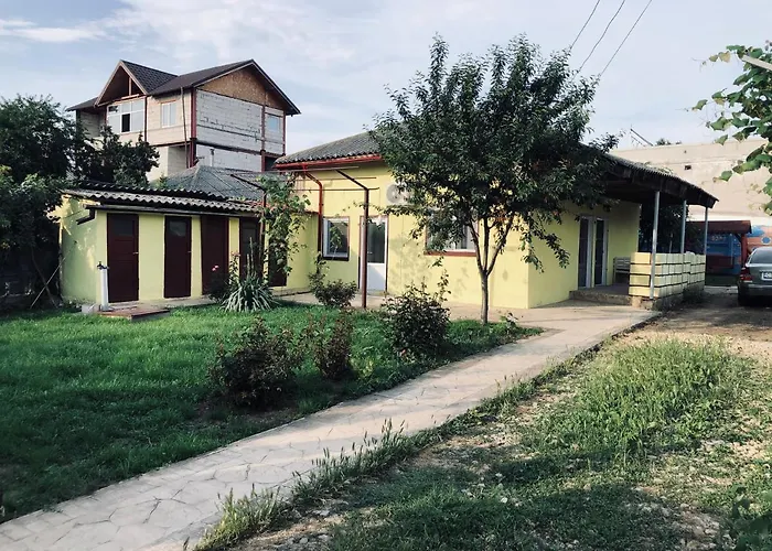 Vakantiehuis “casuta Galbena” *