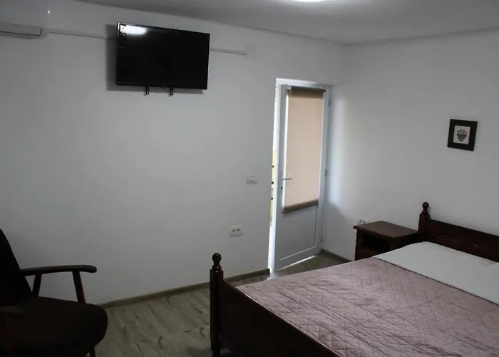 Vakantiehuis “casuta Galbena”