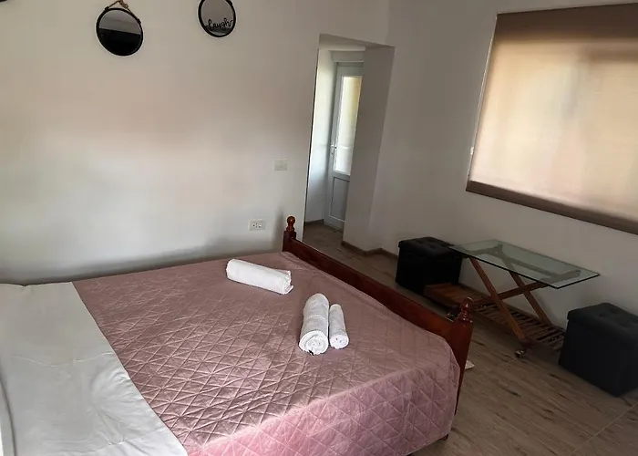 Vakantiehuis “casuta Galbena” Eforie Nord